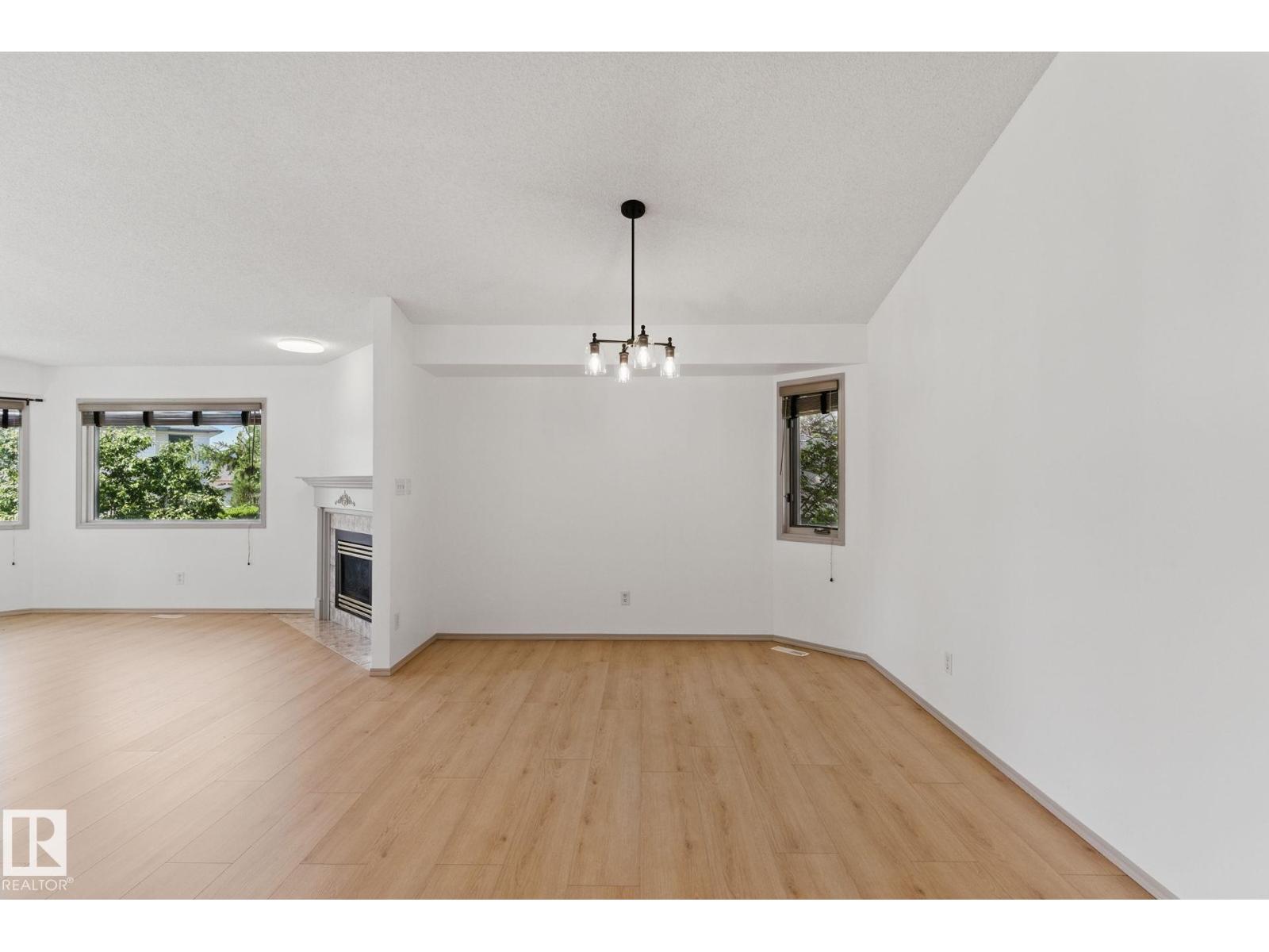 Additional image 5 of 9971 178 Avenue NW, Edmonton, AB, T5X5X2