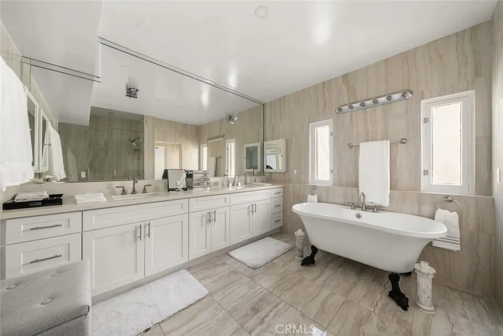 Additional image 107 of 31877 Circle Drive, Laguna Beach, CA 92651