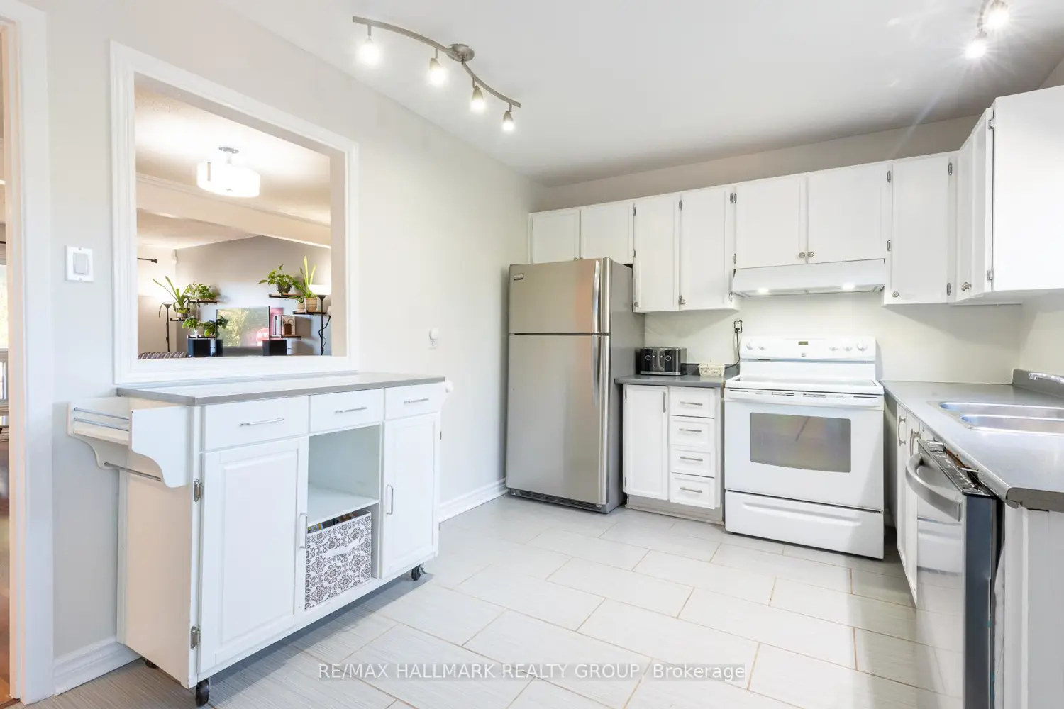 Additional image 6 of 55E Foxfield Drive