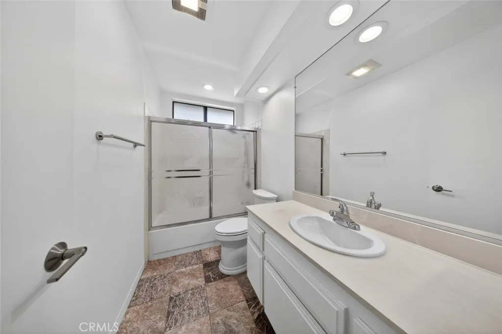 Additional image 67 of 15235 Magnolia Boulevard Unit E, Sherman Oaks, CA 91403