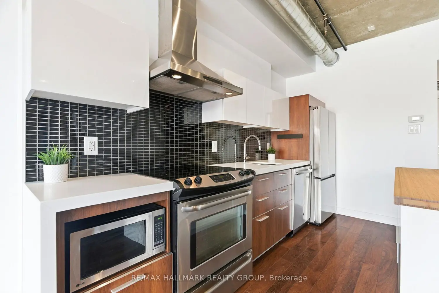 Additional image 7 of 340 Mcleod Street 645