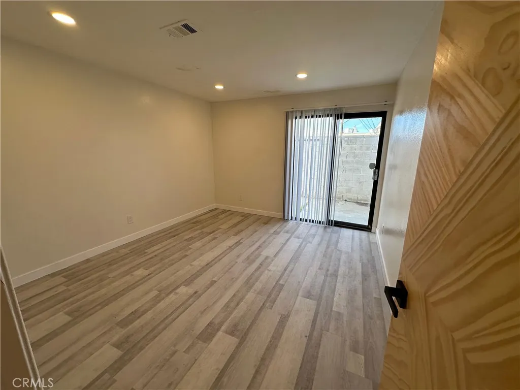 Additional image 10 of 44155 10th St W, Lancaster, CA 93534