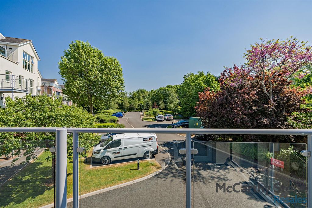 Additional image 13 of 2 bed flat for saleEllisfields Court, Mount Street, Taunton TA1
