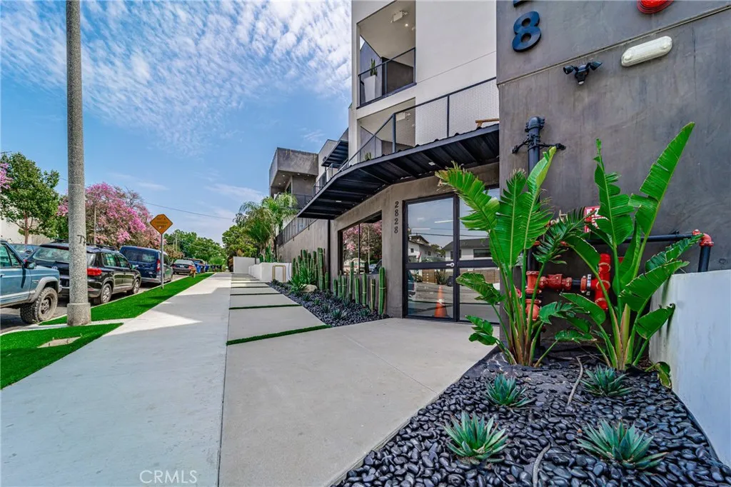 Additional image 20 of 2828 London Street Unit 206, Los Angeles, CA 90026