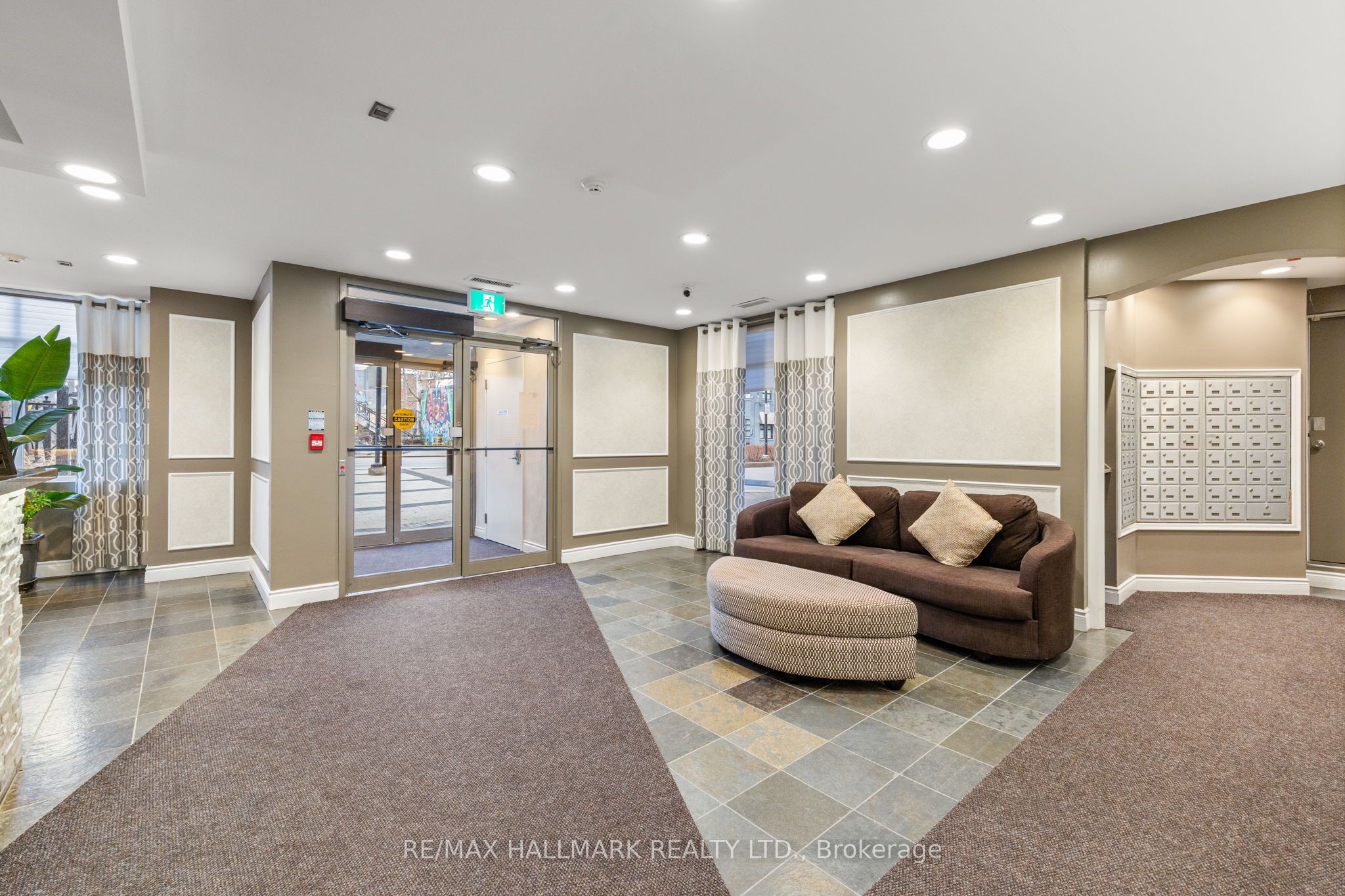 Additional image 6 of 519-2495 Dundas Street W, Toronto, ON, M6P 1X4