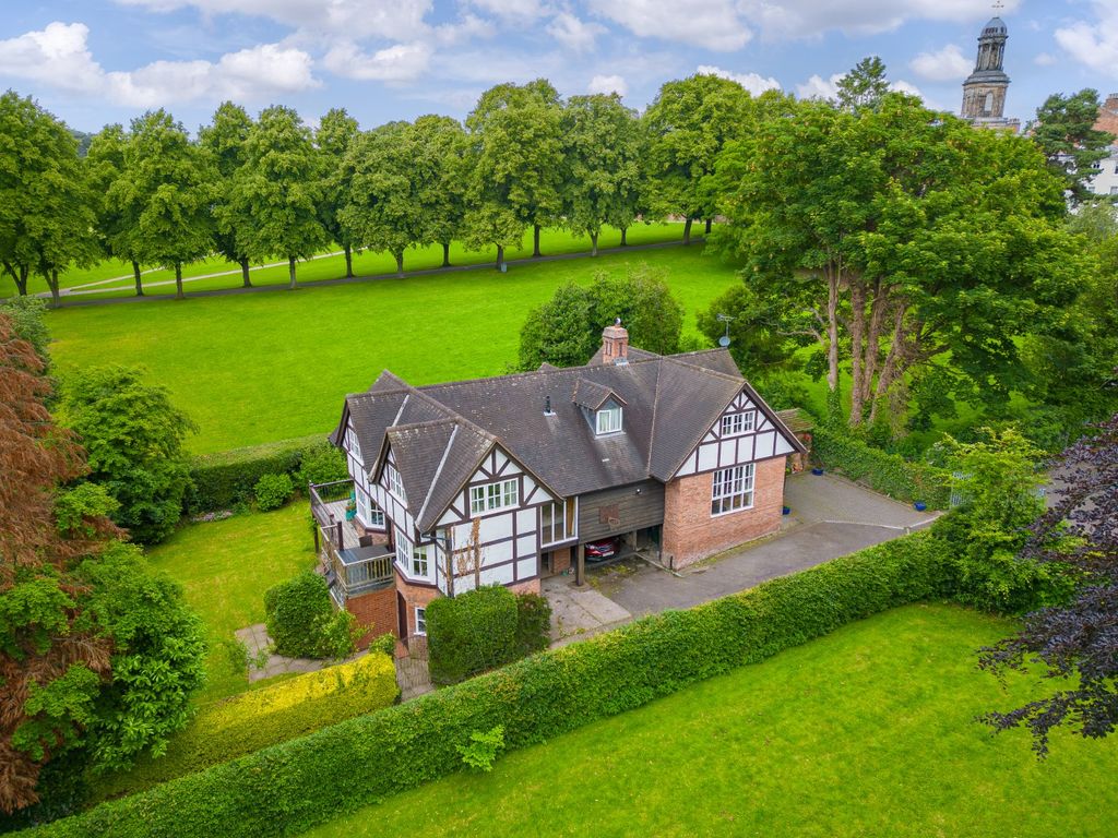 6 bed detached house for saleVictoria Avenue, Shrewsbury SY1