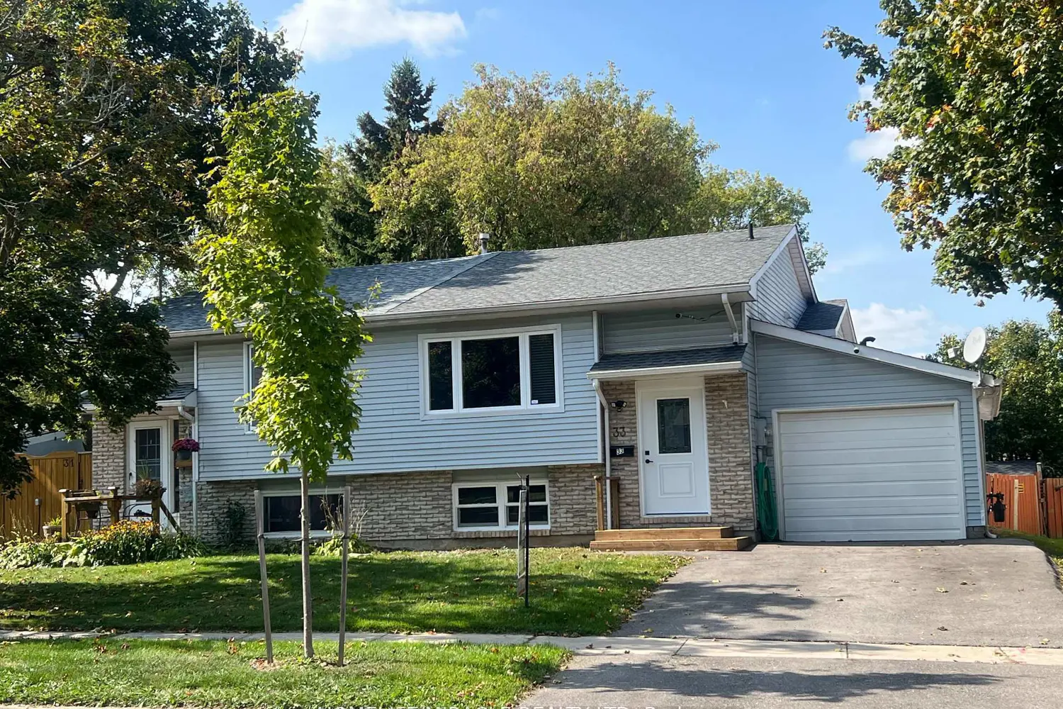 Additional image 3 of 33 Quarry Drive