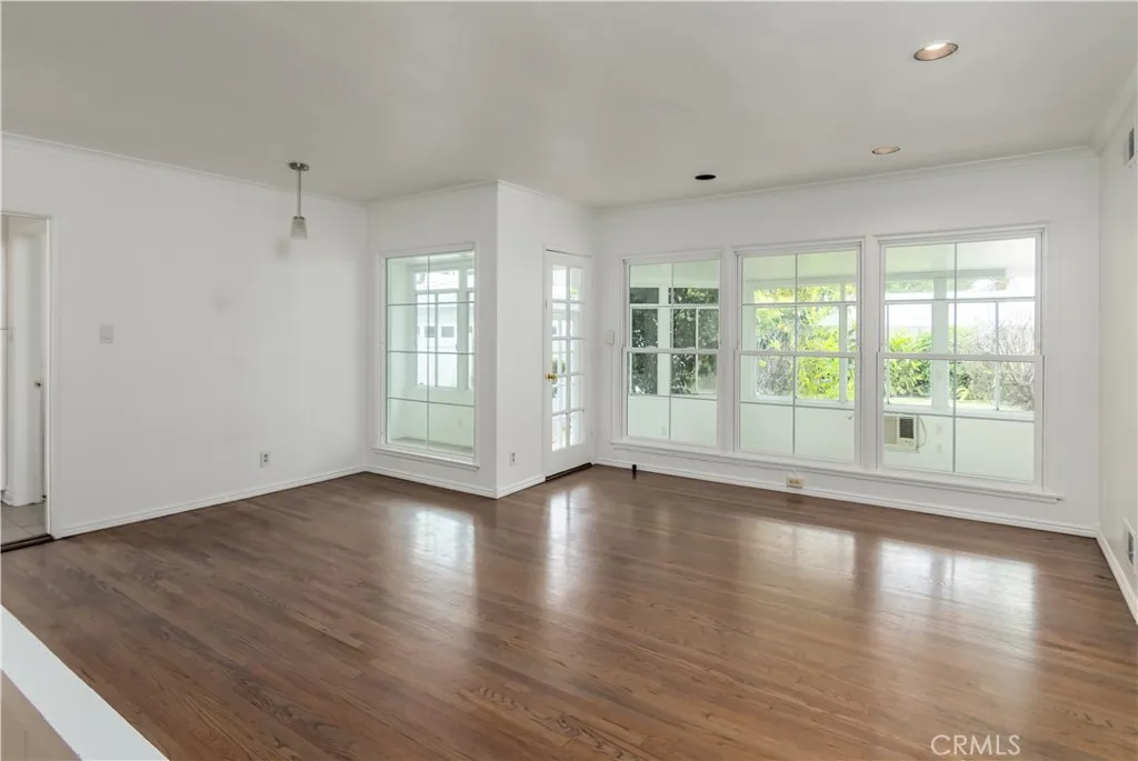 Additional image 6 of 8129 Darby Avenue, Reseda, CA 91335