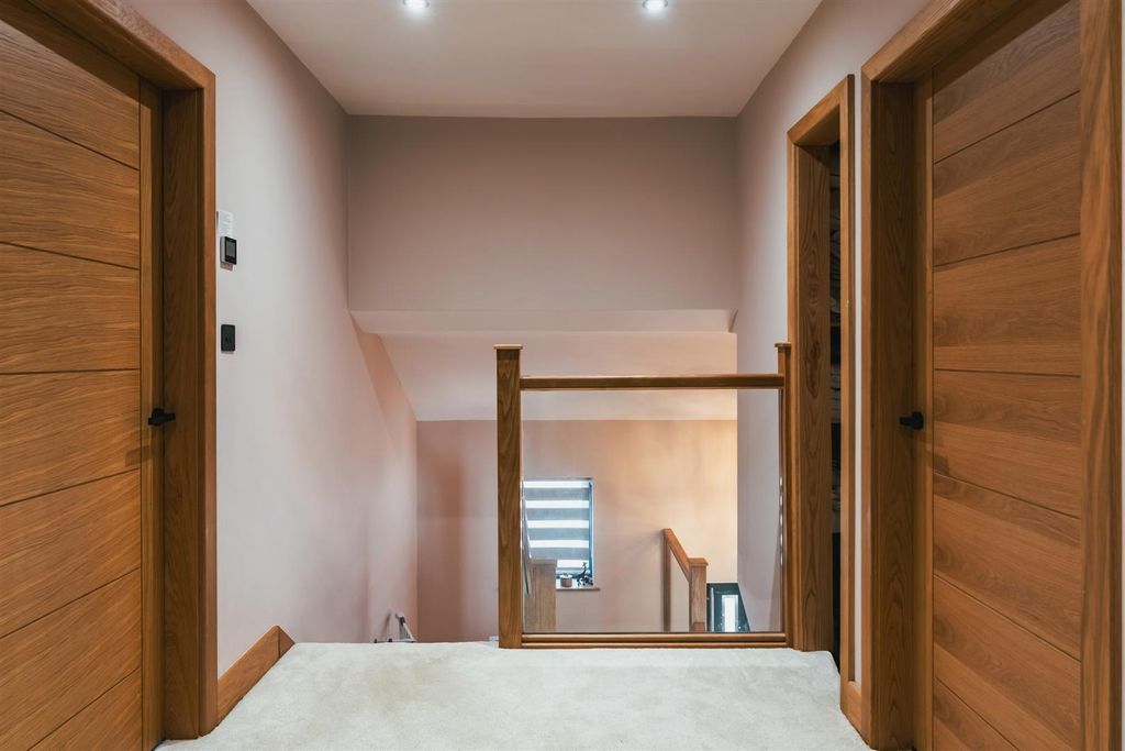 Additional image 27 of 4 bed detached house for saleStation Road, Hope, Hope Valley S33