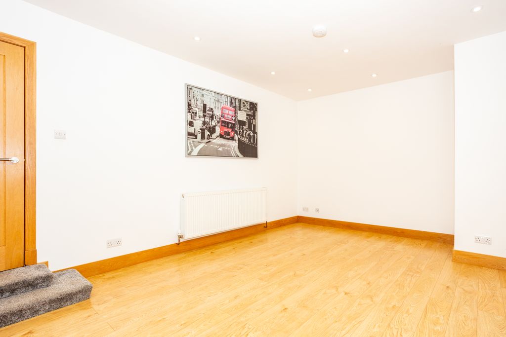 Additional image 16 of 2 bed maisonette for saleHazelrigg Avenue, Dumfries DG2