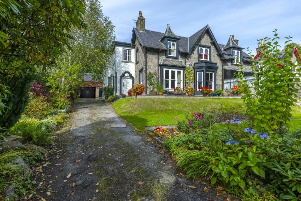 4 Westfield Terrace, Aberdeen, AB25