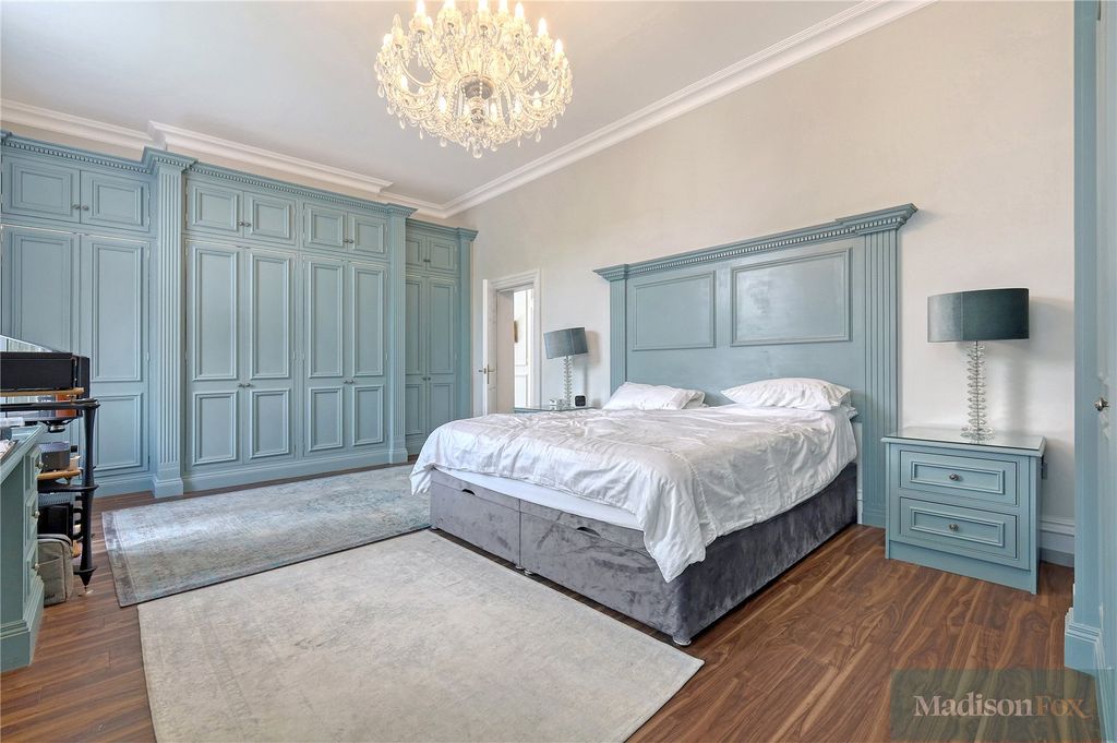 Additional image 21 of 4 bed flat for saleClaybury Hall, Regents Drive, Woodford Green IG8