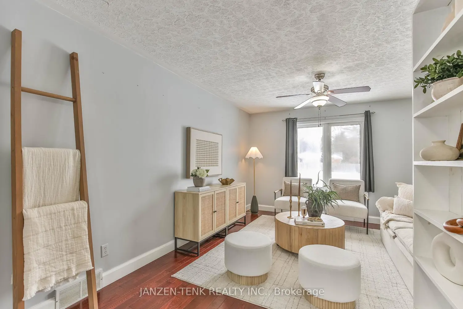 Additional image 7 of 56092 Calton Line