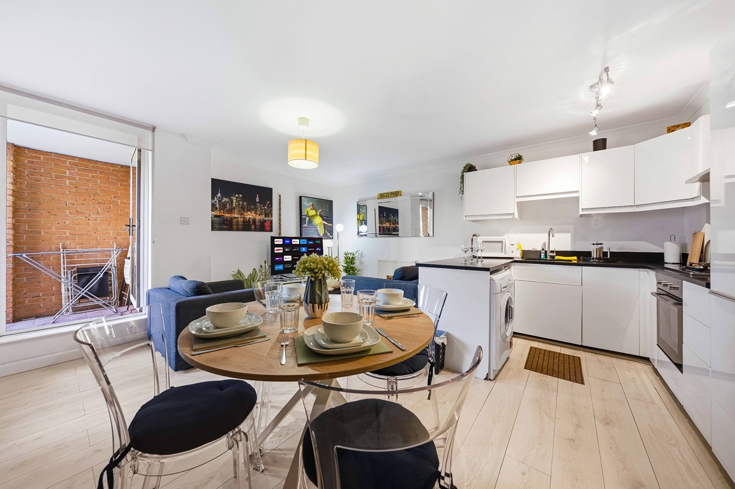 Additional image 11 of 2 Bed Flat, China Court, E1W, N1 7GU