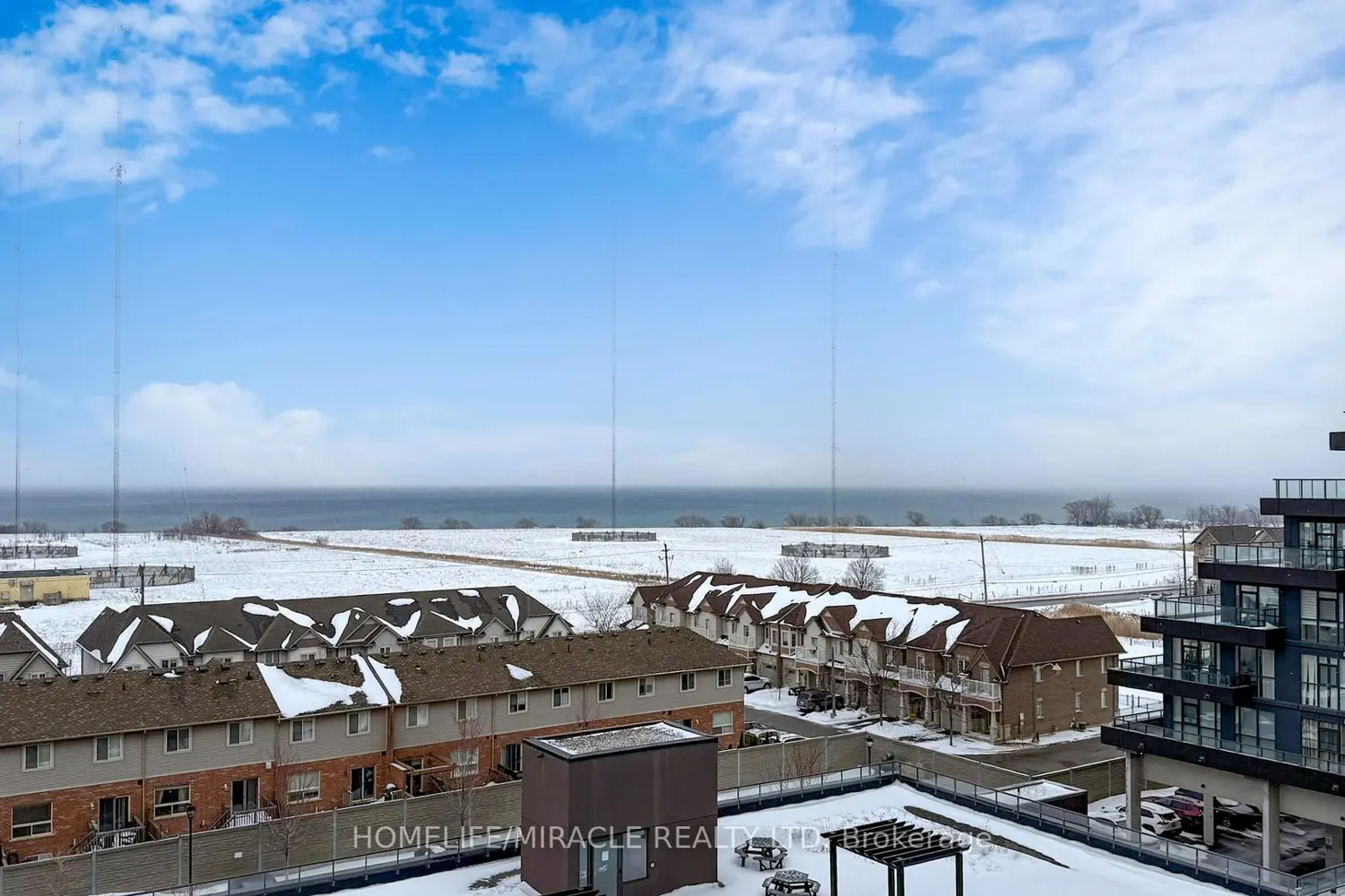 Additional image 13 of 560 North Service Road 607