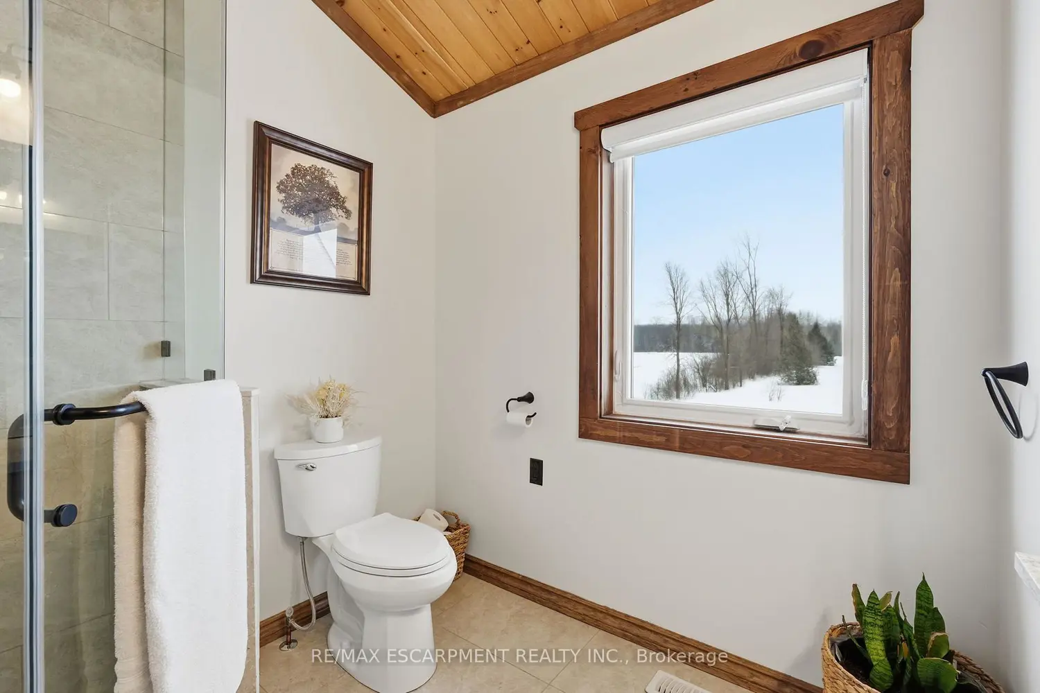 Additional image 13 of 124288 Southgate Road 12