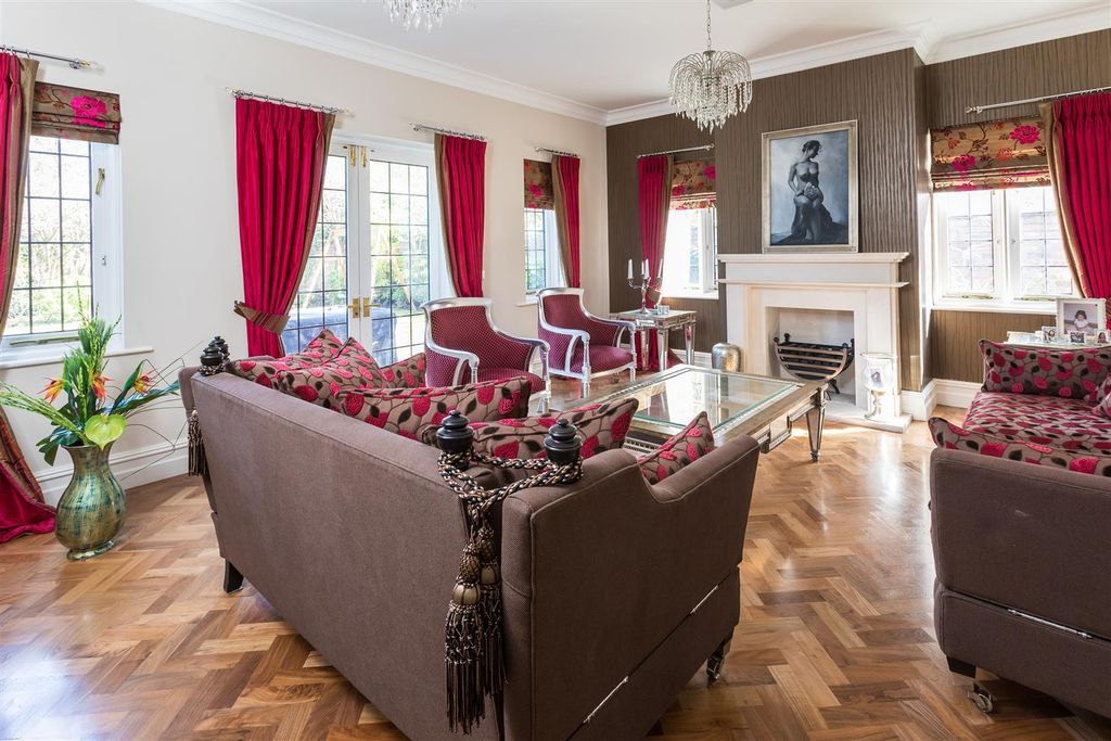 Additional image 5 of 5 bed detached house for saleTheobald Road, Bowdon WA14
