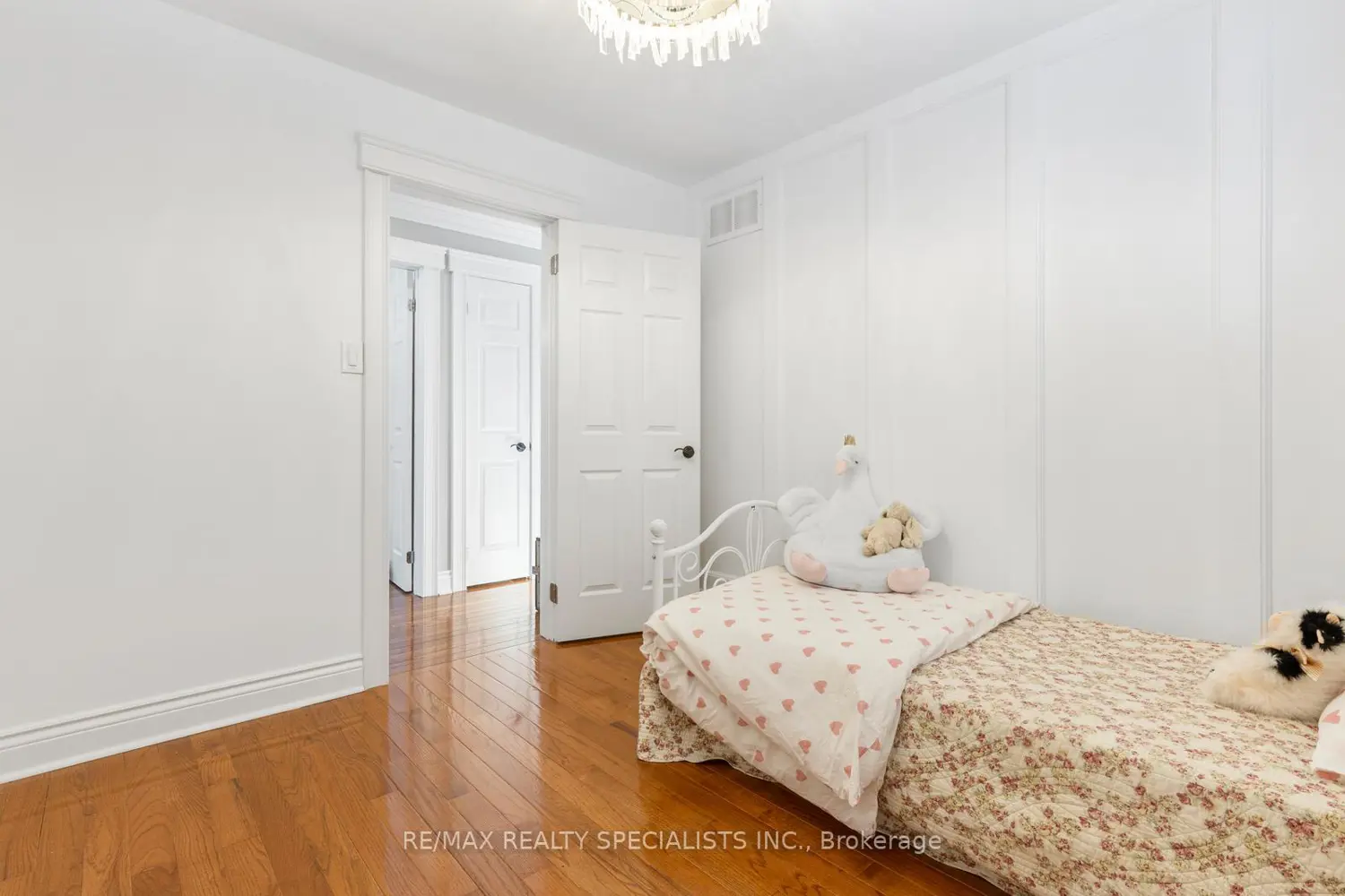 Additional image 15 of 7076 Gillespie Lane