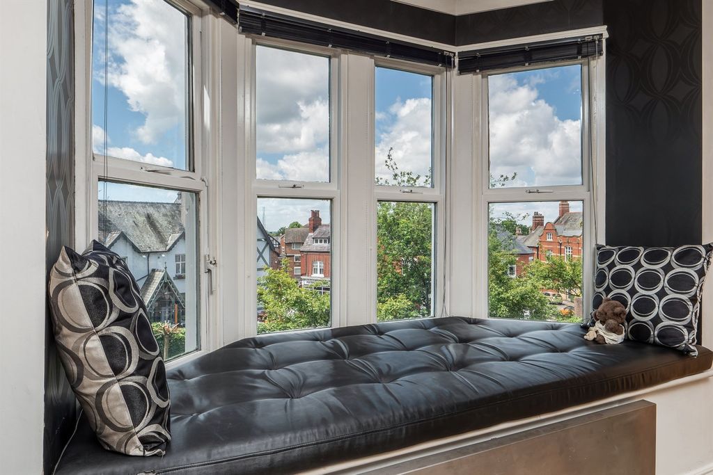 Additional image 6 of 3 bed flat for saleKingburys House, St. Hilarys Park, Alderley Edge SK9