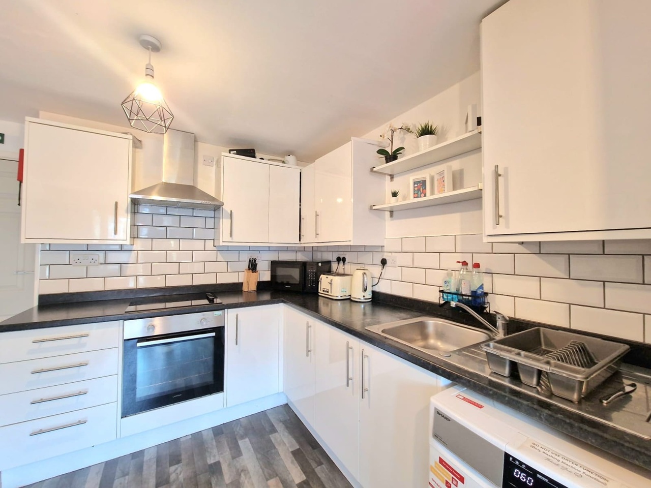 Additional image 6 of Room in a Shared House, Rosedale Avenue, B66, N1 7GU