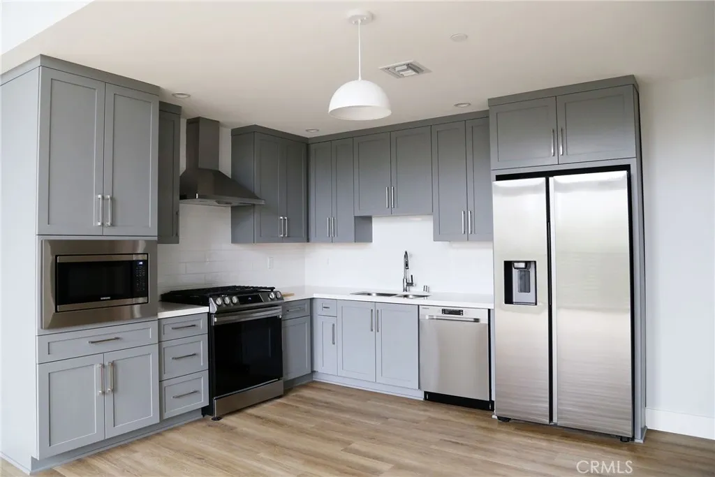 Additional image 3 of 101 S Chapel Avenue Unit 203, Alhambra, CA 91801