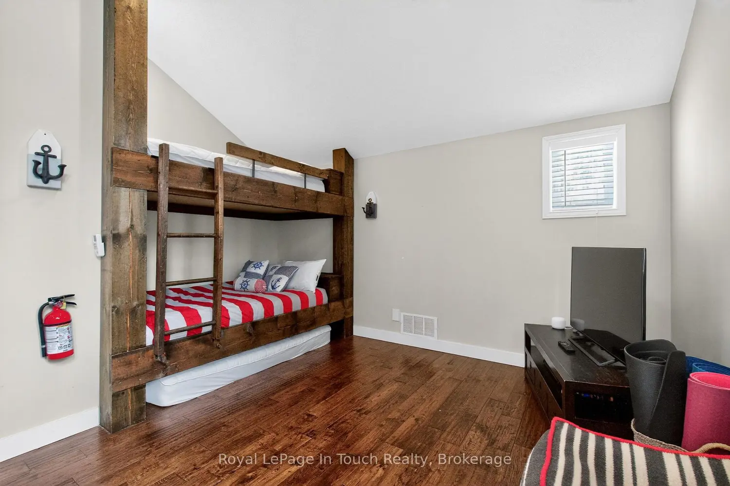 Additional image 14 of 201 Sawlog Point Road