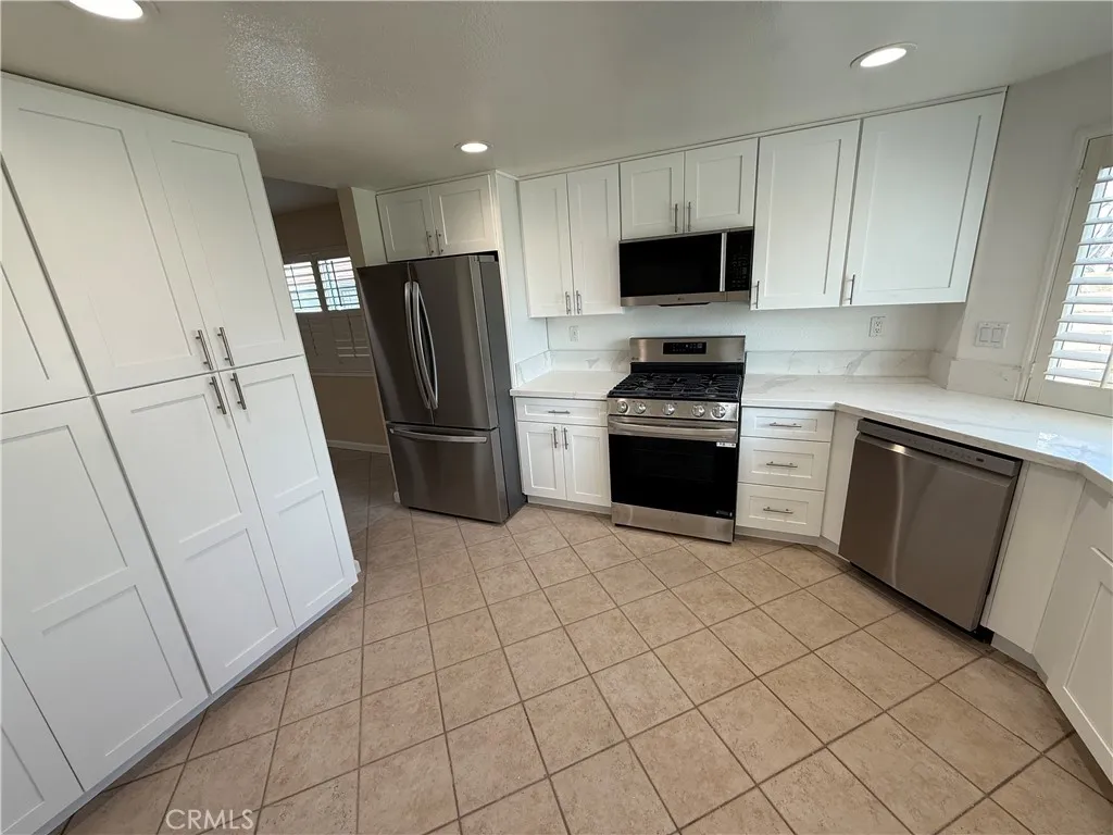 Additional image 58 of 12044 Shadow Ridge Way, Northridge, CA 91326