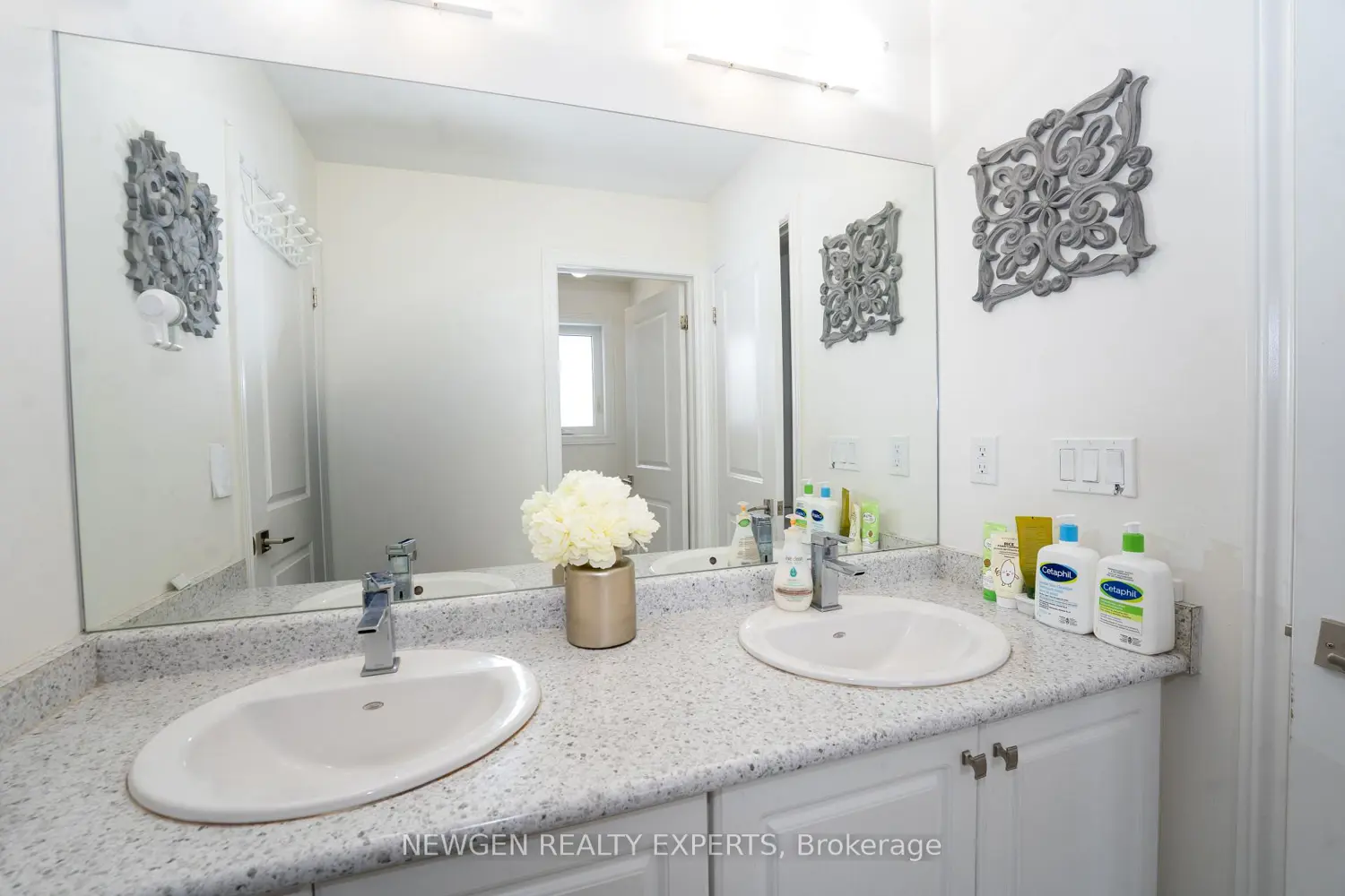 Additional image 16 of 11 Peterson Street