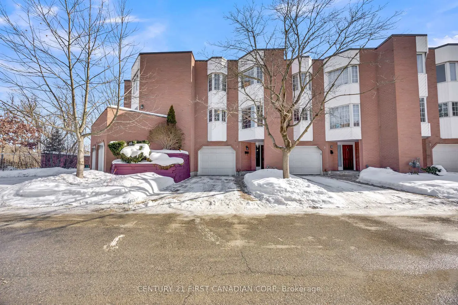 703 Windermere Road 3