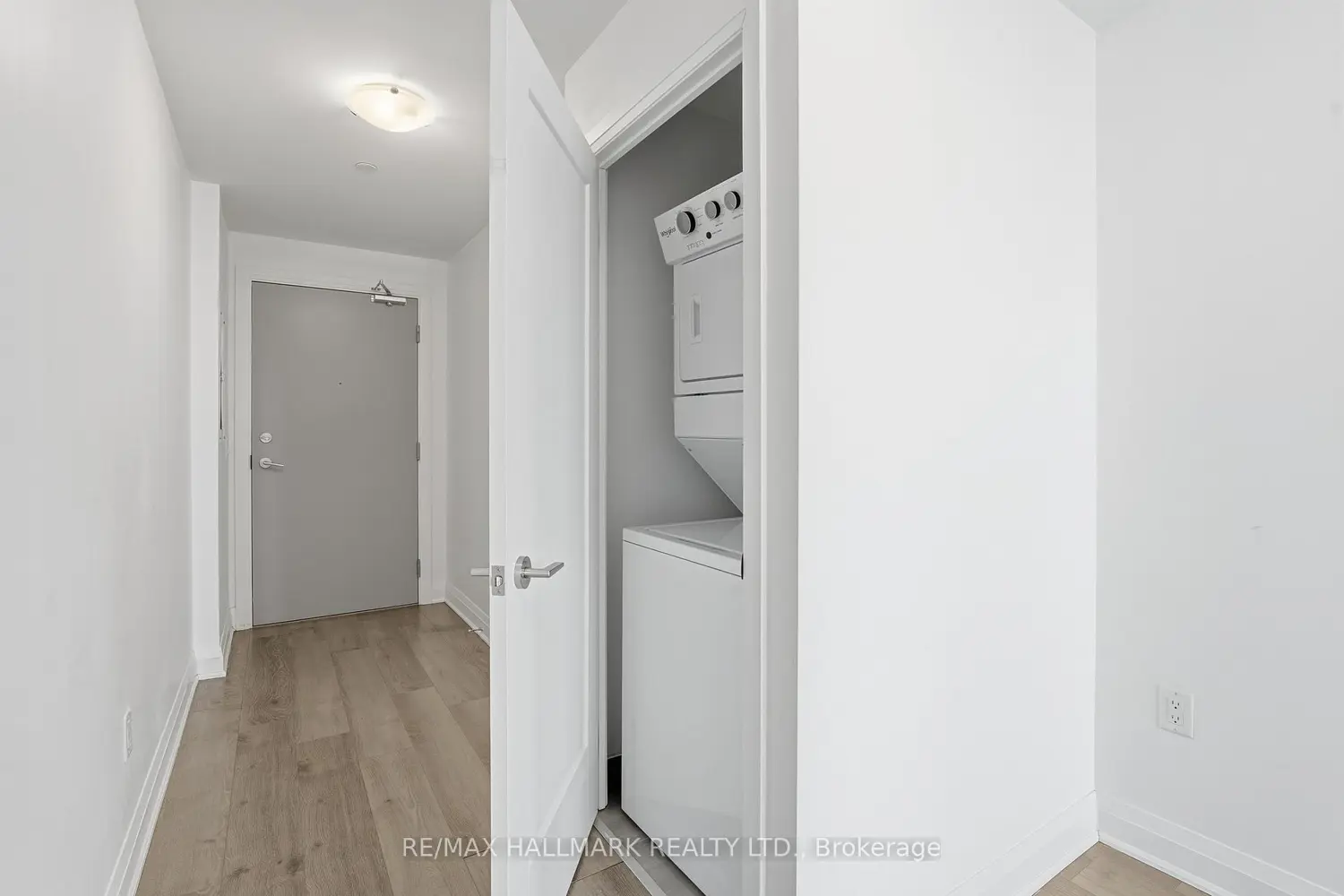 Additional image 2 of 3220 Sheppard Avenue 220