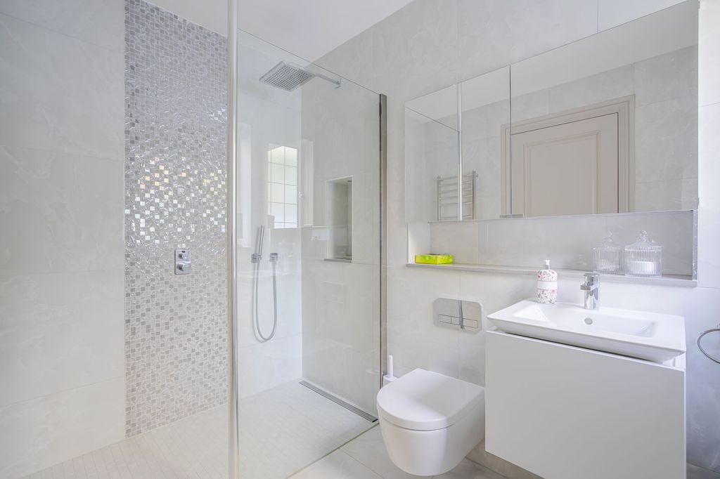 Additional image 11 of 3 bed flat for saleBirchcroft, Ascot SL5