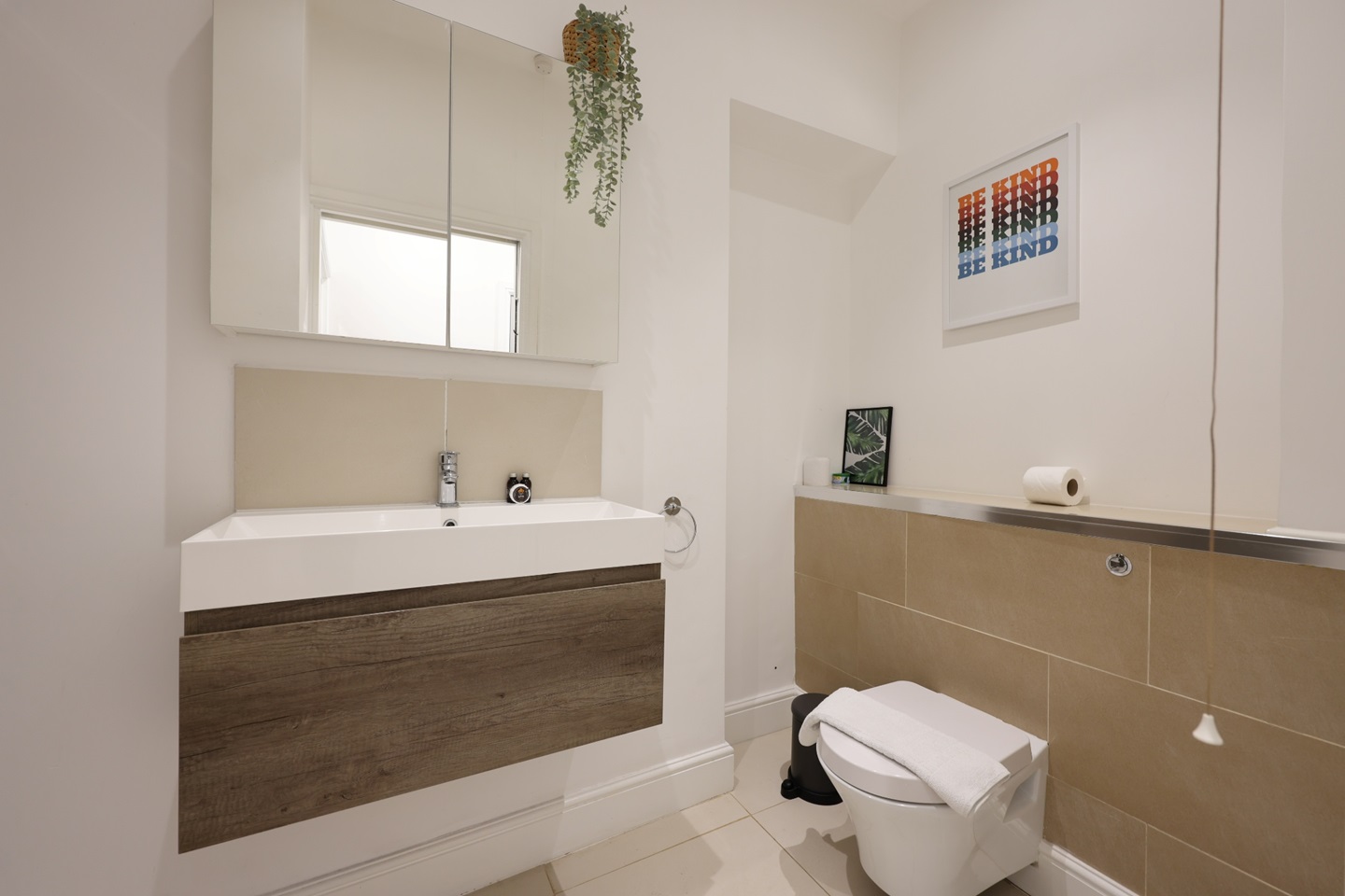 Additional image 7 of 1 Bed Flat, Broadway Market, E8, N1 7GU