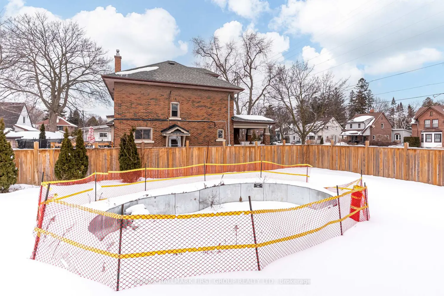 Additional image 19 of 512 Simcoe Street