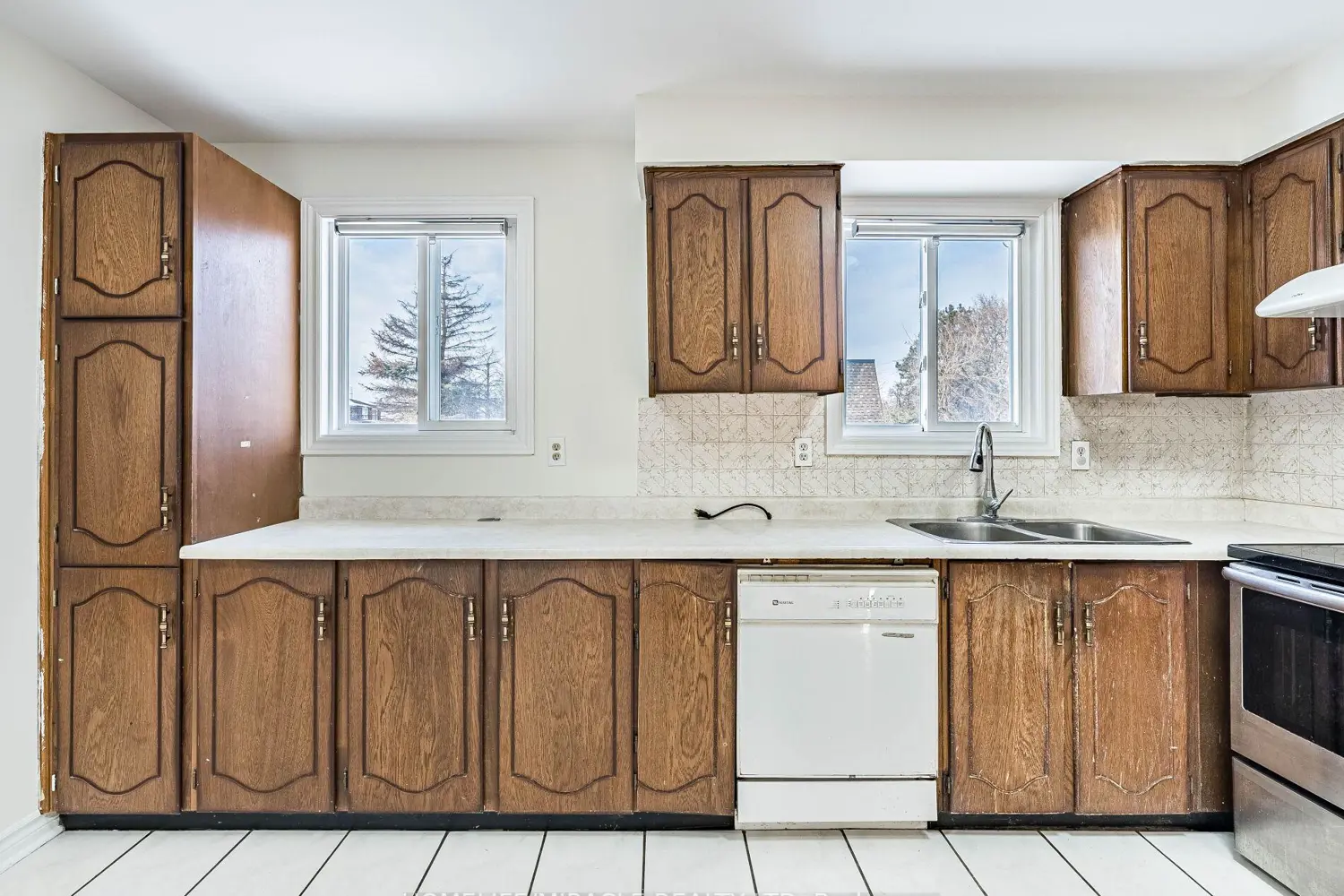 Additional image 3 of 209 Apache Trail