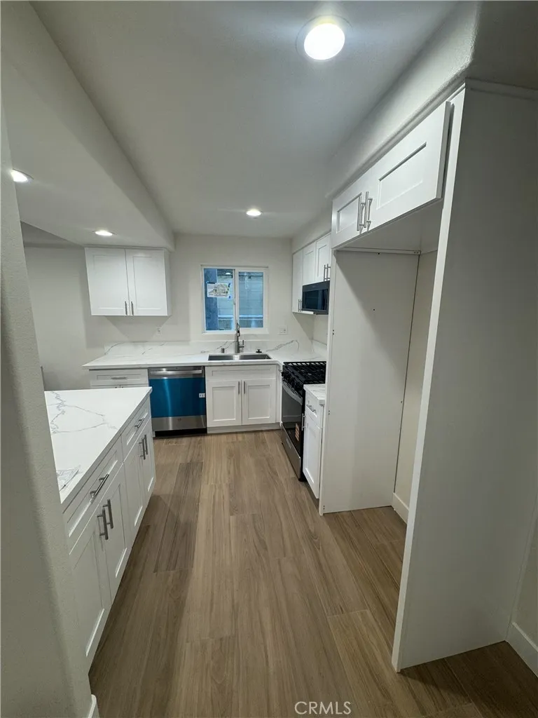 Additional image 17 of 11624 208th St, Lakewood, CA 90715