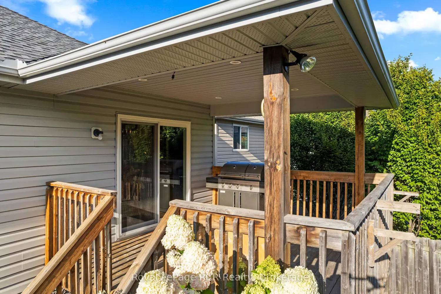 Additional image 10 of 423 1St Street