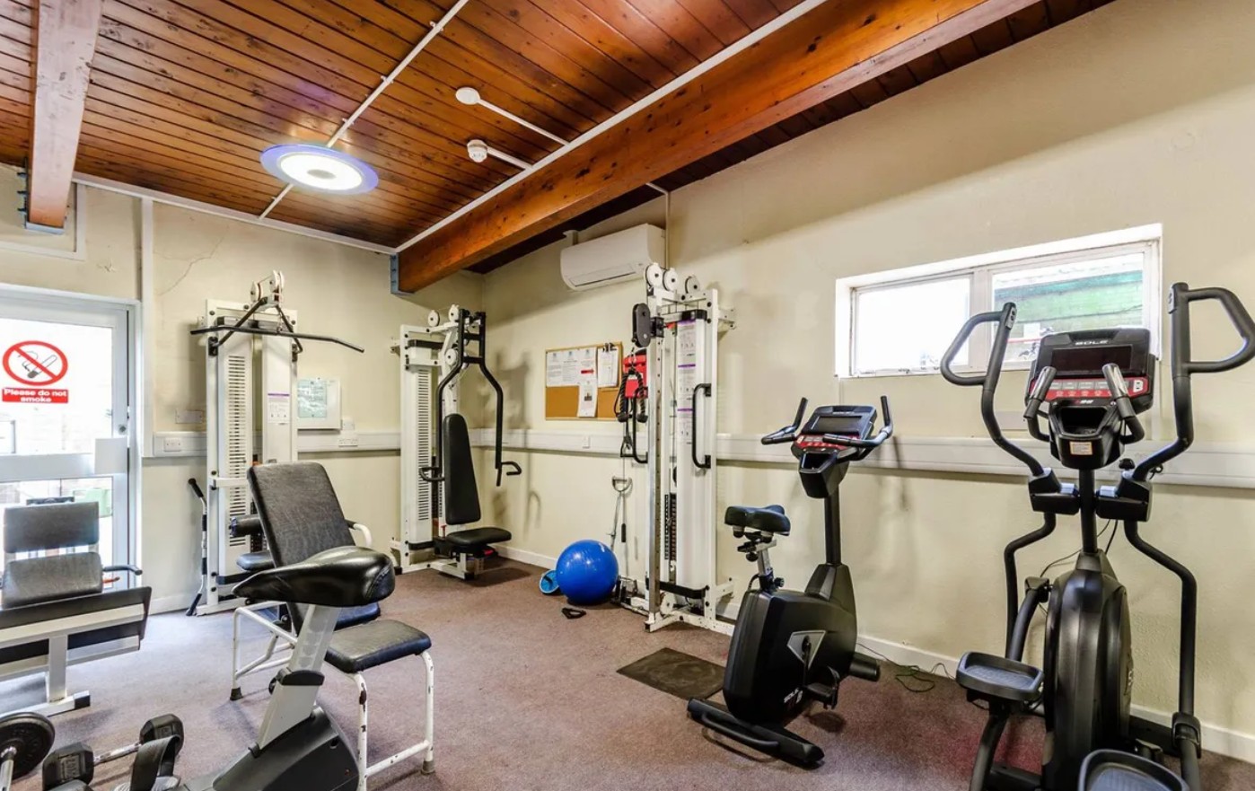 Additional image 3 of 2 Bed Flat, Peregrine House, SW11, N1 7GU