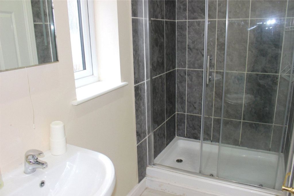 Additional image 13 of 2 bed flat for saleApt 1 (15) Coastal View, Pendine, Carmarthen SA33