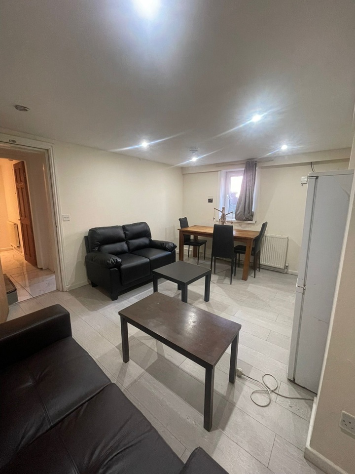 Additional image 4 of Room in a Shared House, Royal Park Avenue, LS6, N1 7GU