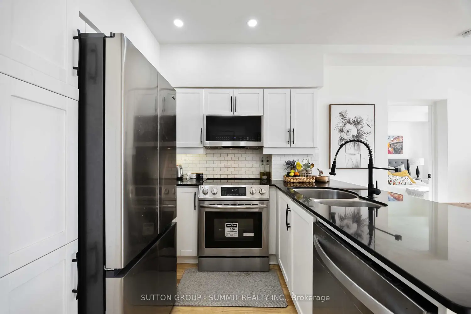 Additional image 9 of 15 Windermere Avenue Ph01