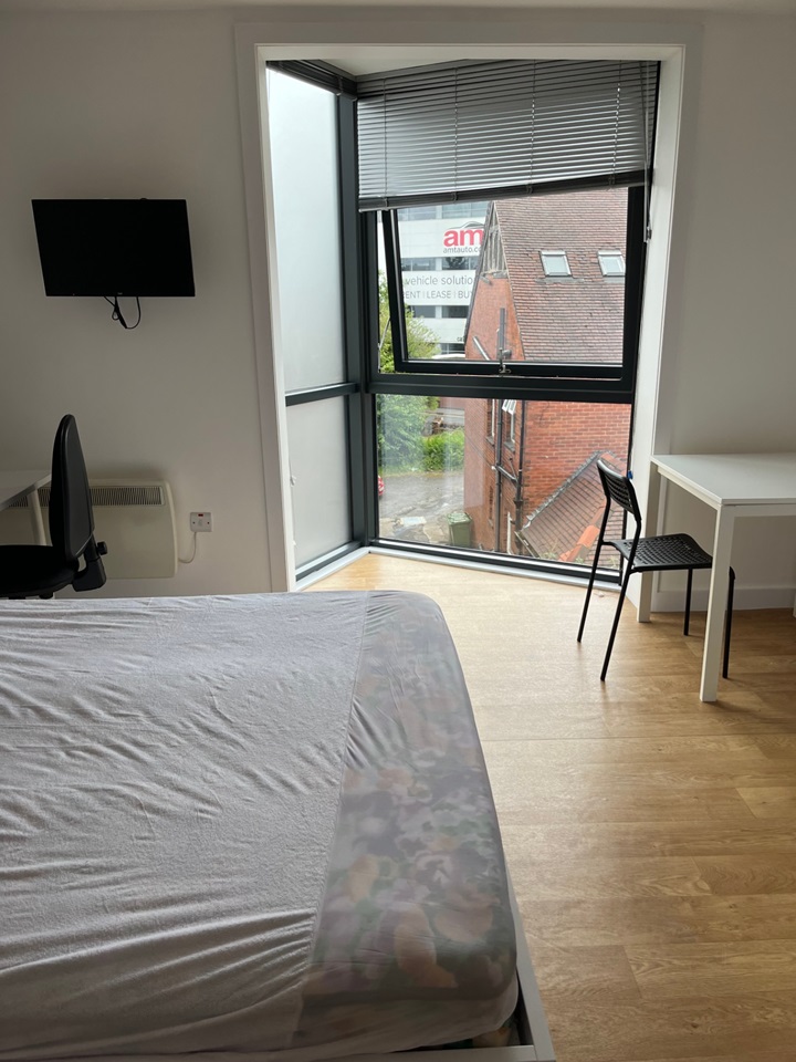 Additional image 4 of Studio Flat, St Michaeals Lane, LS6, N1 7GU