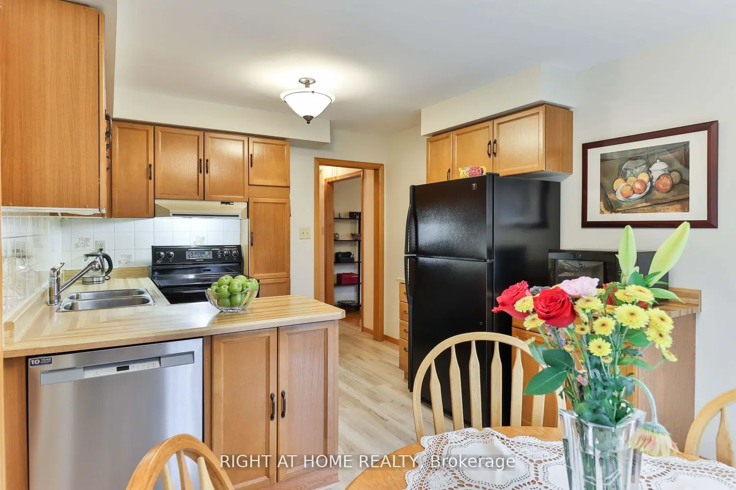 Additional image 8 of 1433 Bough Beeches Boulevard