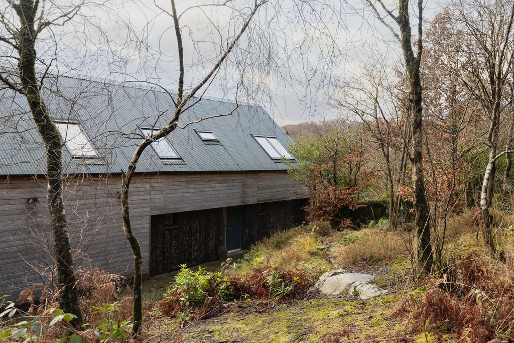 Additional image 2 of 3 bed detached house for saleDoune Cottage, Garelochhead, Argyll And Bute G84