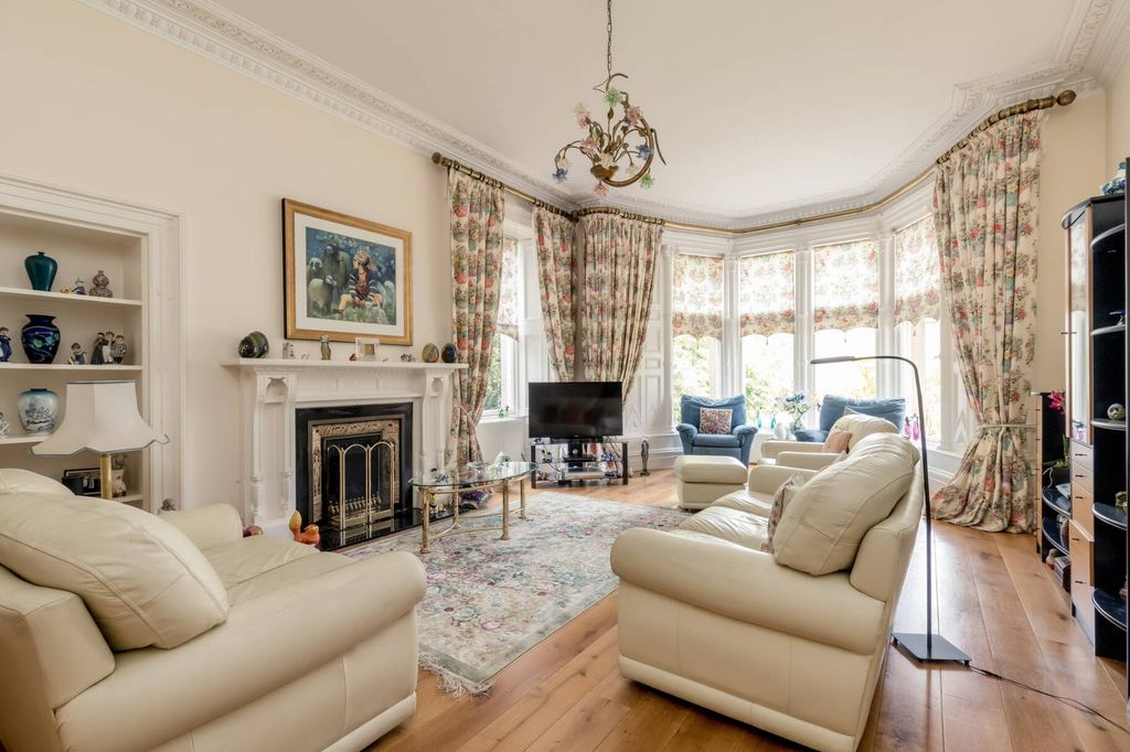Additional image 2 of 8 bed detached house for saleNew Road, Bannockburn, Stirling, Stirlingshire FK7