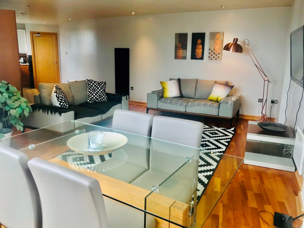 1 Bed Flat, Waterloo Street, LS10, N1 7GU