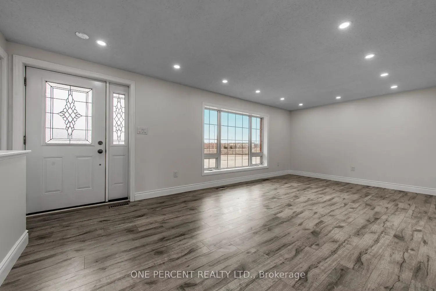 Additional image 3 of 156011 Highway 10 Highway