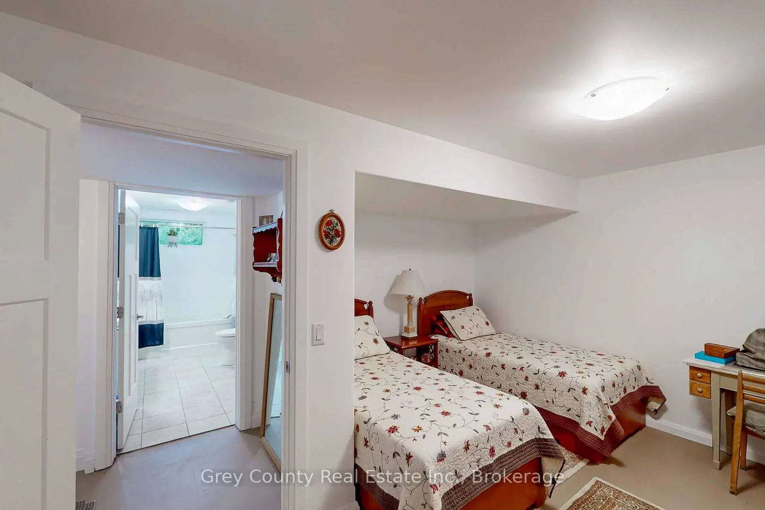 Additional image 18 of 600417 Sideroad 50