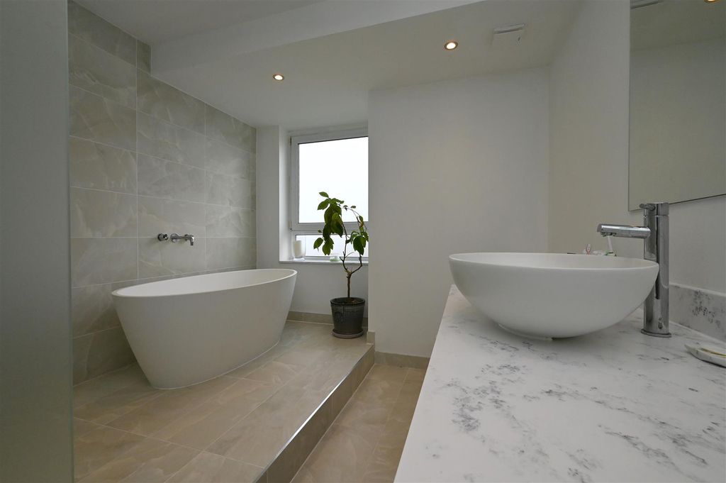 Additional image 16 of 3 bed flat for saleThe Regents, Norfolk Road, Edgbaston, Birmingham B15