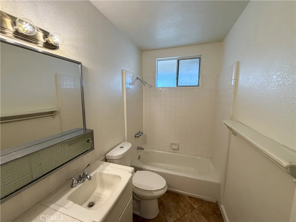 Additional image 12 of 1004 E Washington Ave, Orange, CA 92866