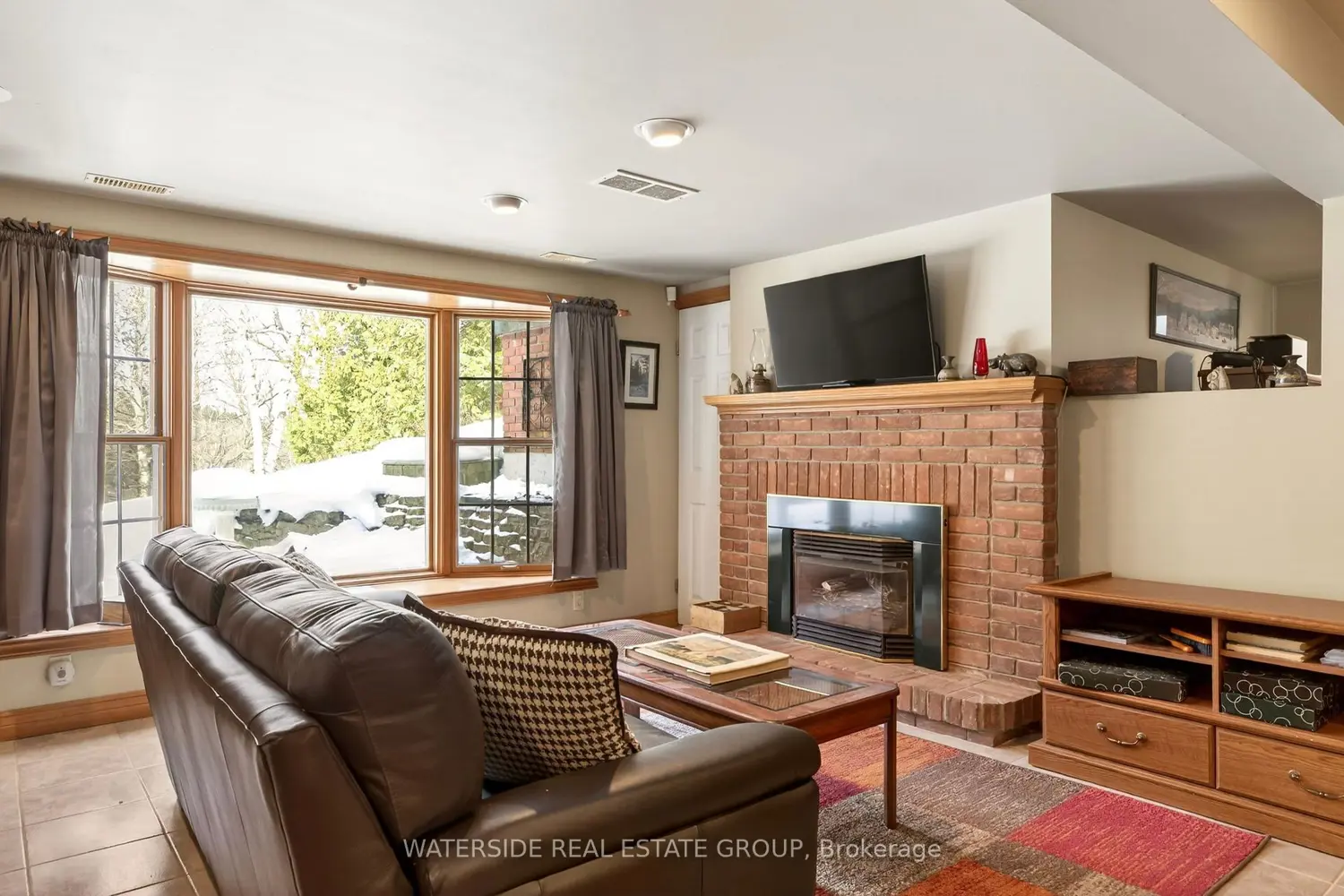 Additional image 9 of 136 Highway 8